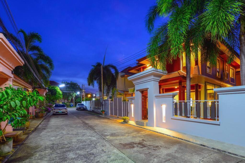 74 Patong Villa Walk To Bangla Rd In 10Min 3 Room Cozy Modern Style Dış mekan fotoğraf